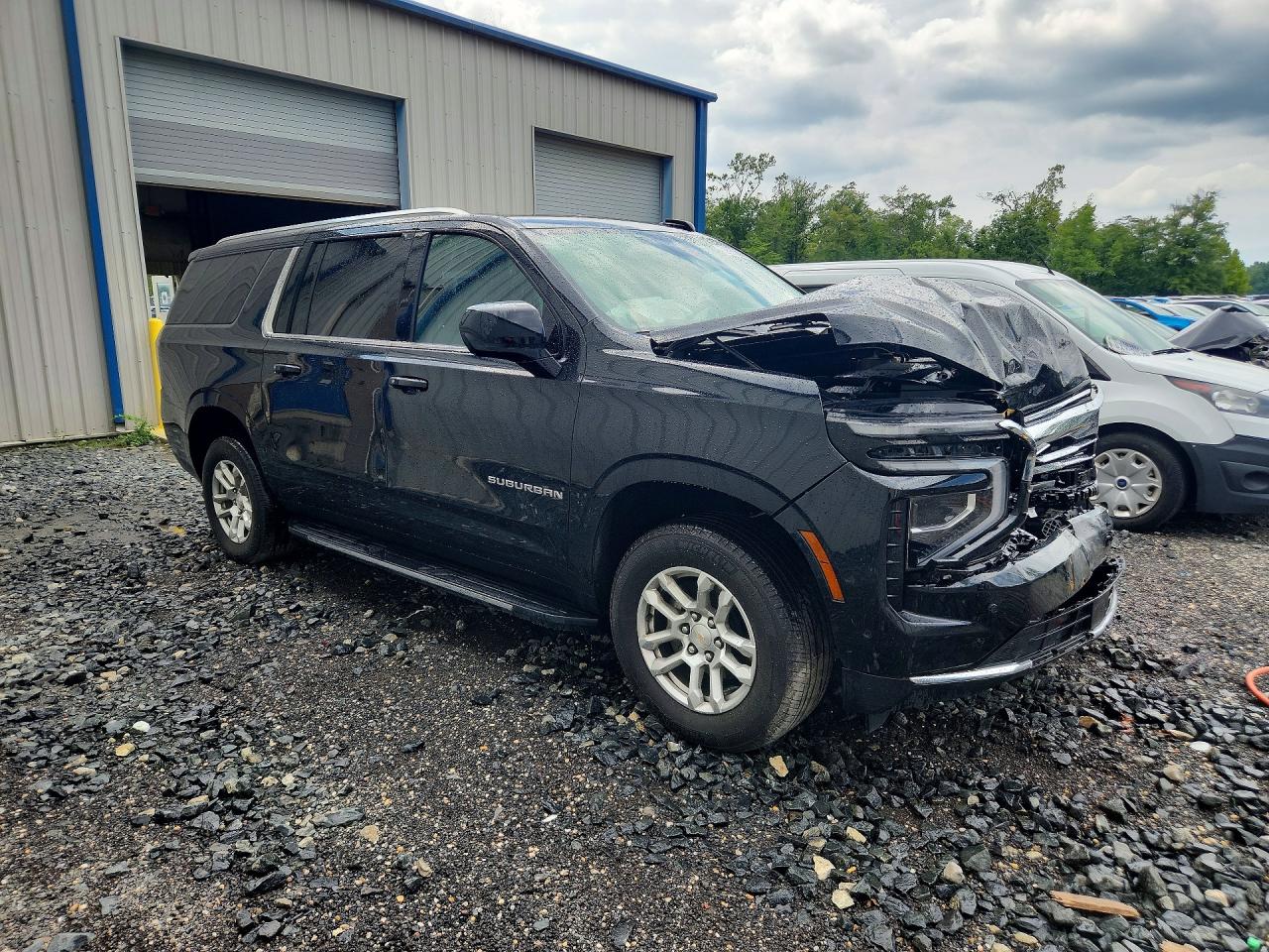 2025 CHEVROLET SUBURBAN K1500 LT — снимка 4