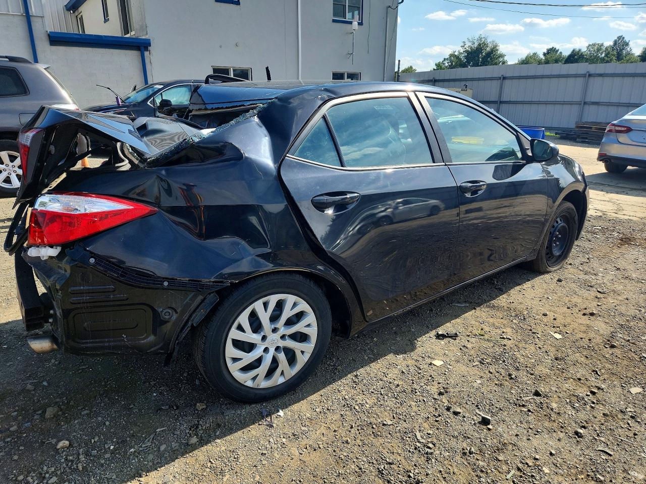 2017 TOYOTA COROLLA LE — снимка 3