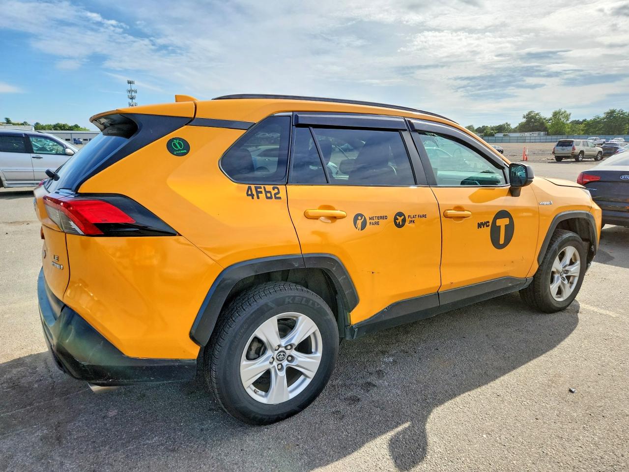 2019 TOYOTA RAV4 LE — снимка 3