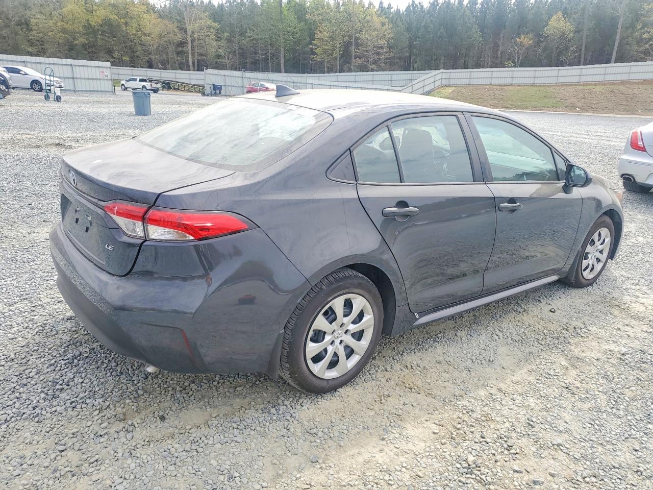 2026 TOYOTA COROLLA LE — снимка 3
