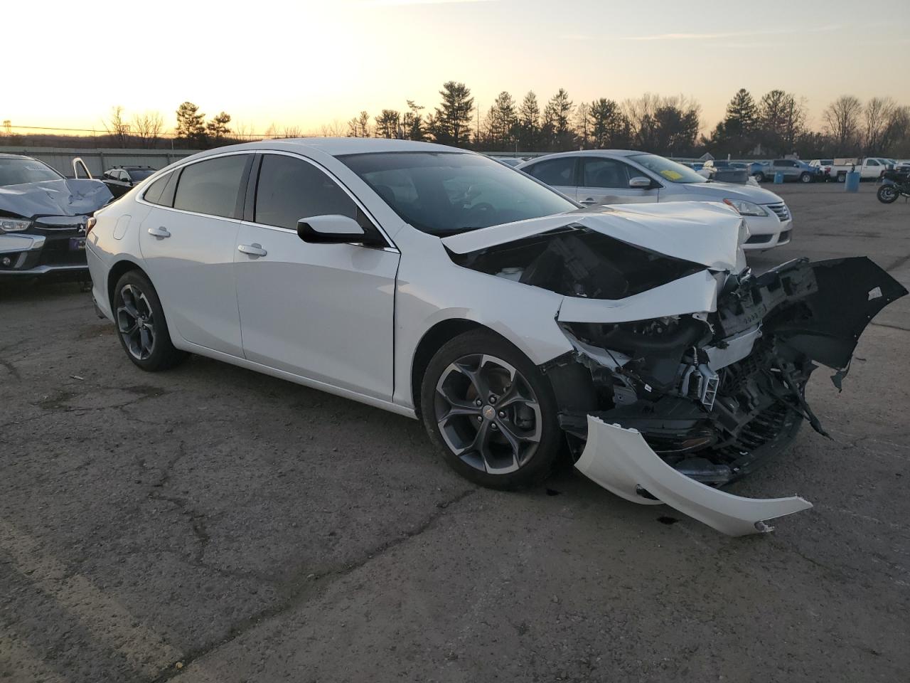 2022 CHEVROLET MALIBU LT — снимка 4