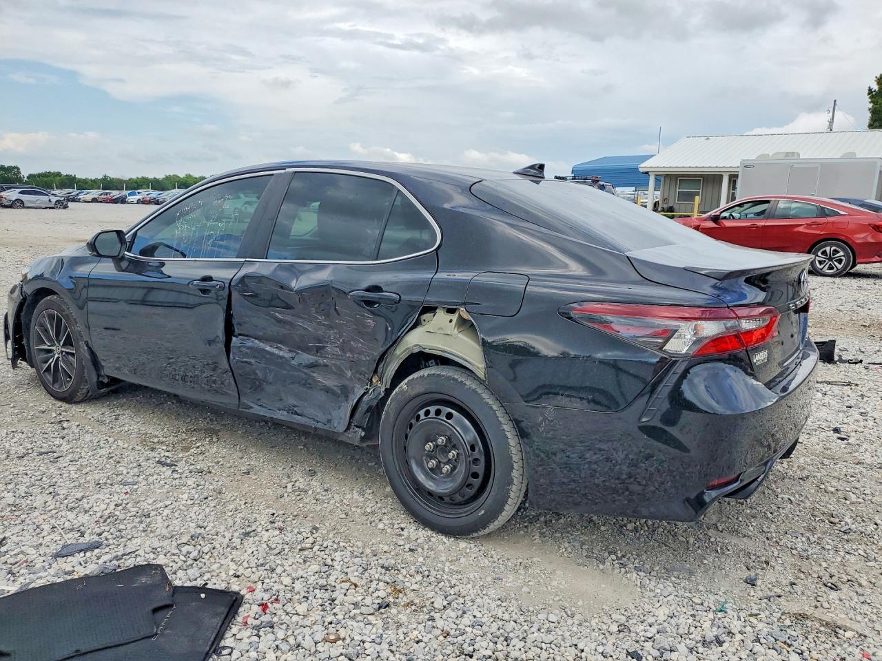2022 TOYOTA CAMRY SE — снимка 2