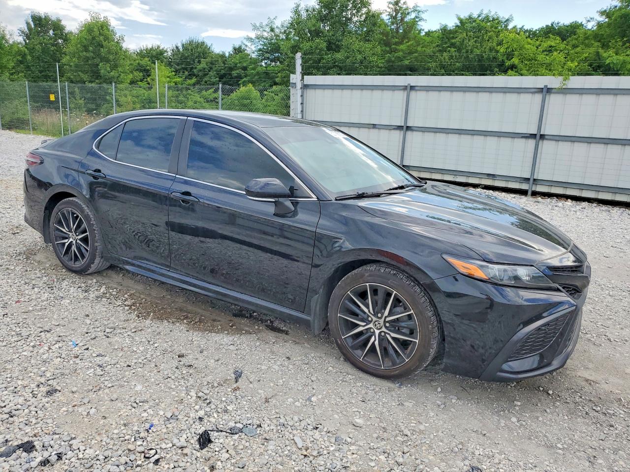 2022 TOYOTA CAMRY SE — снимка 4