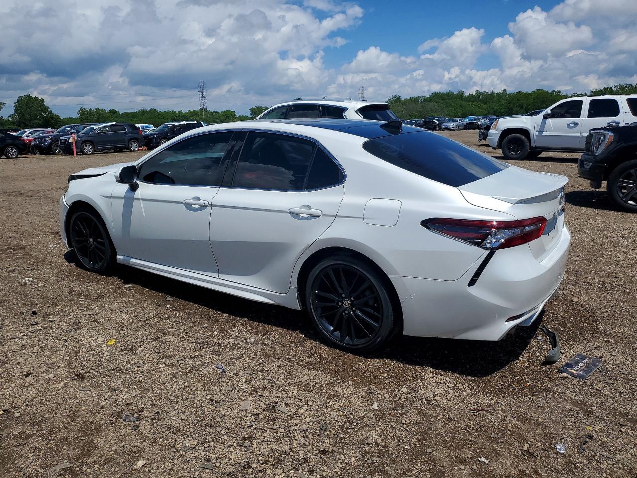 2022 TOYOTA CAMRY XSE — снимка 2