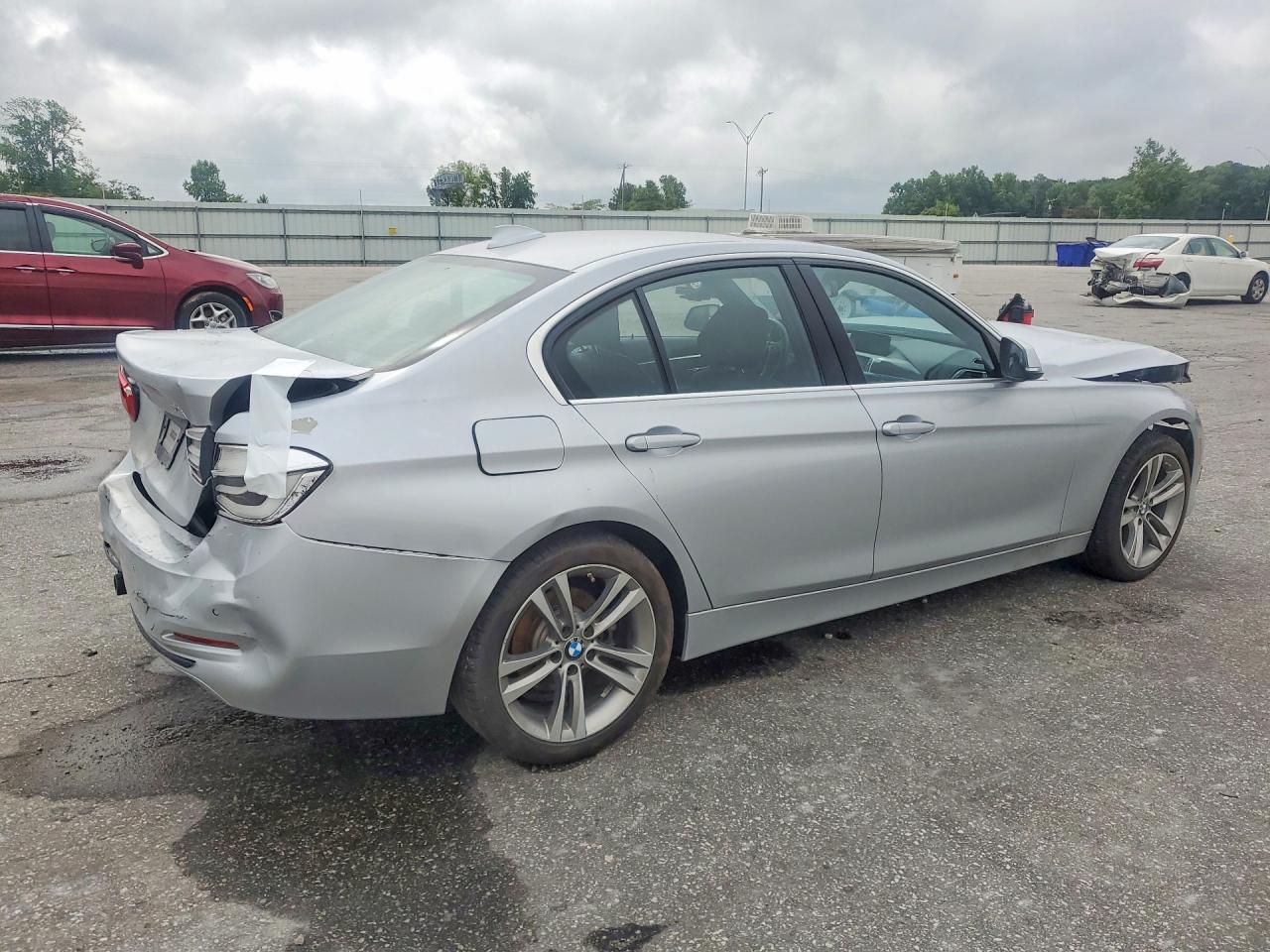 2017 BMW 330 I — снимка 3