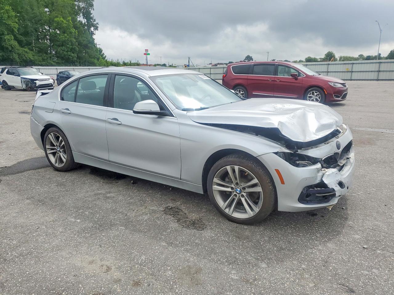 2017 BMW 330 I — снимка 4