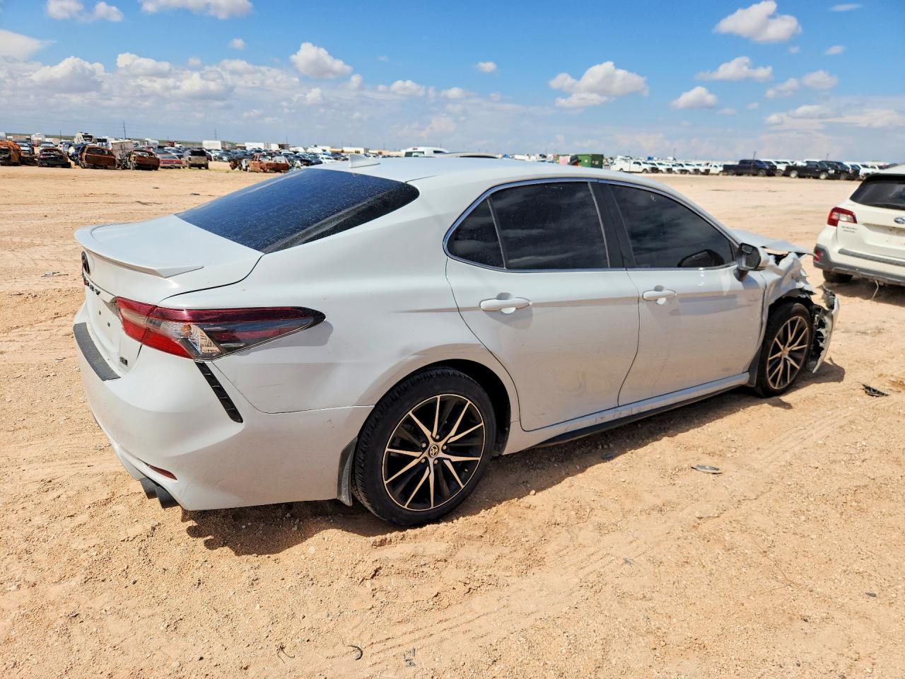 2023 TOYOTA CAMRY SE — снимка 3