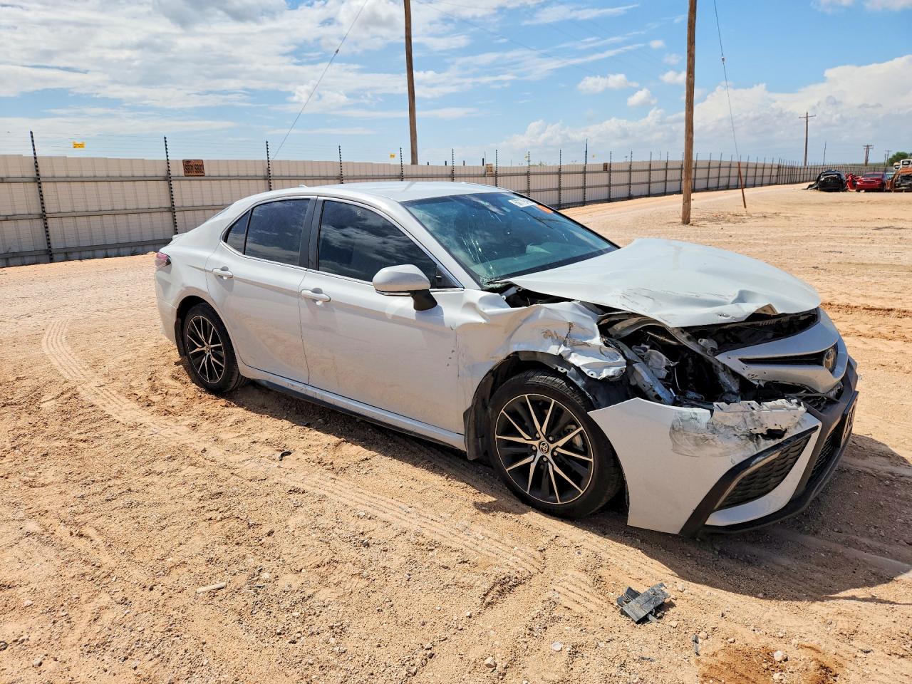 2023 TOYOTA CAMRY SE — снимка 4