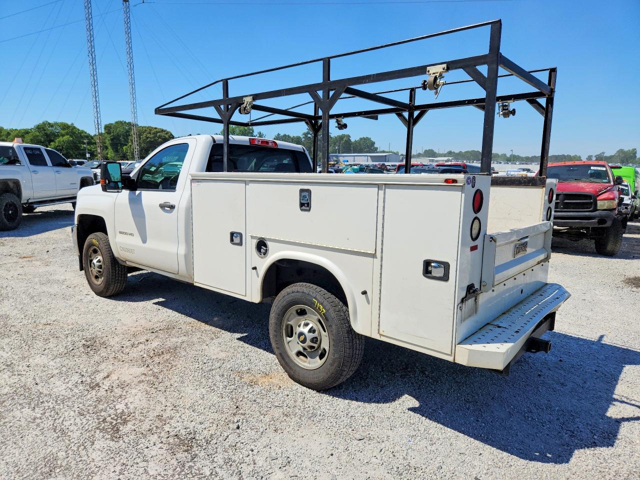 2017 CHEVROLET SILVERADO C2500 HEAVY DUTY — снимка 2