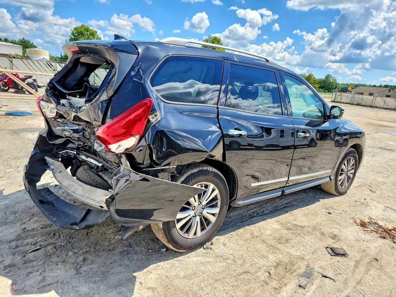 2019 NISSAN PATHFINDER SV — снимка 3