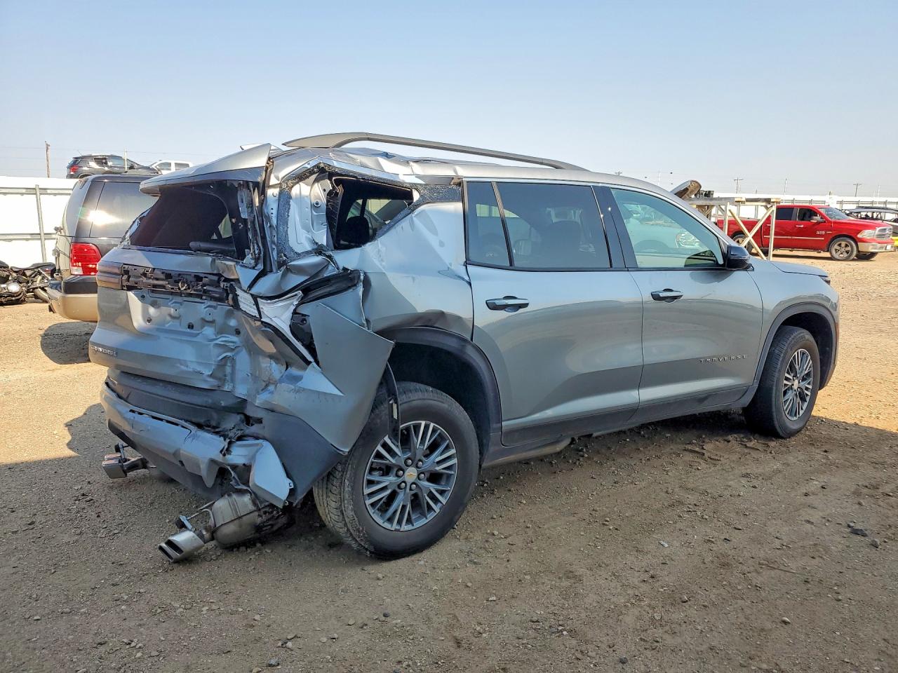 2025 CHEVROLET TRAVERSE LT — снимка 3