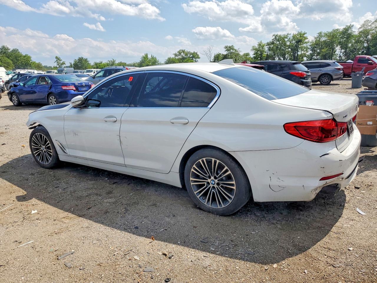 2019 BMW 530 XI — снимка 2