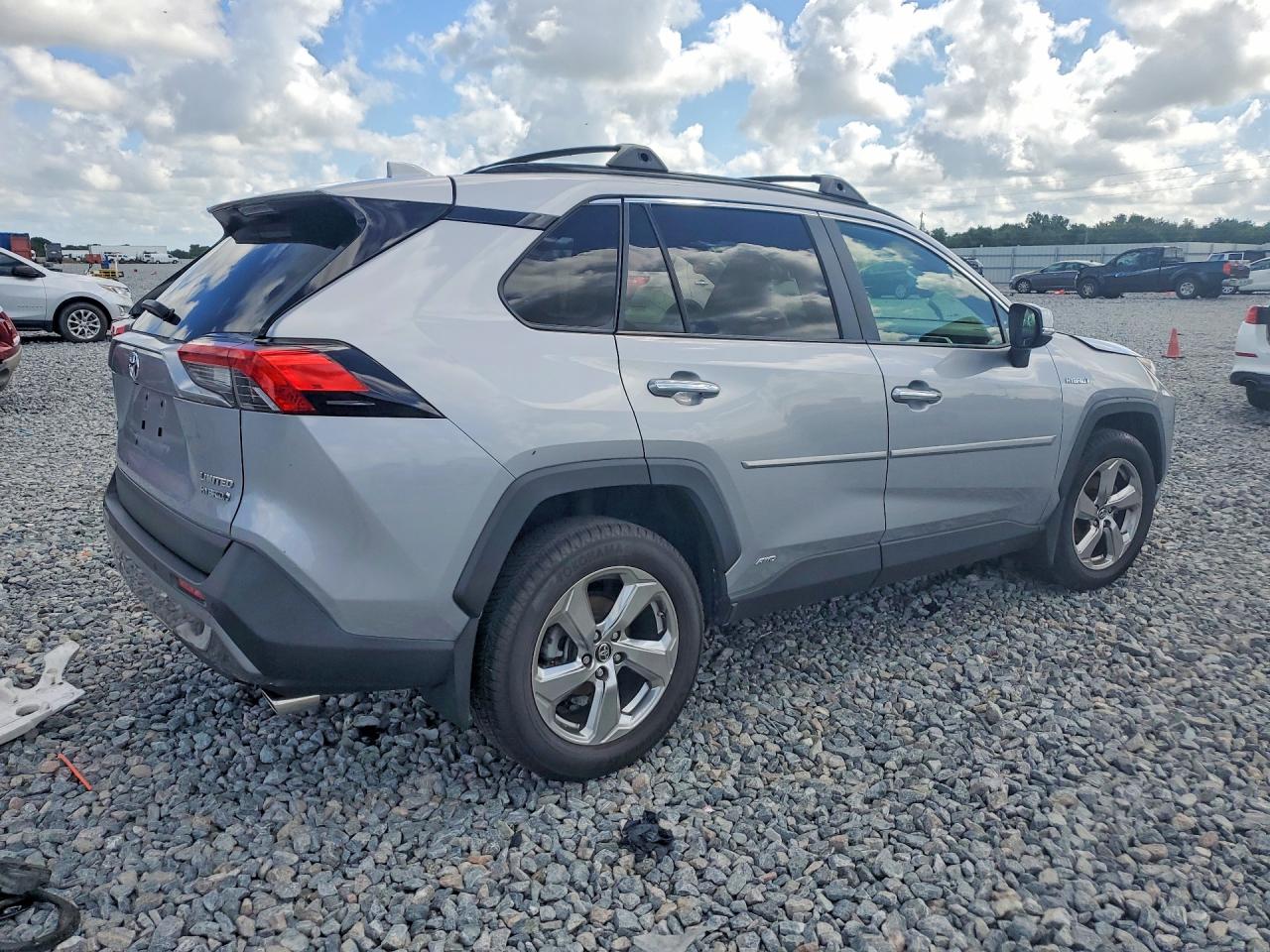 2019 TOYOTA RAV4 LIMITED — снимка 3