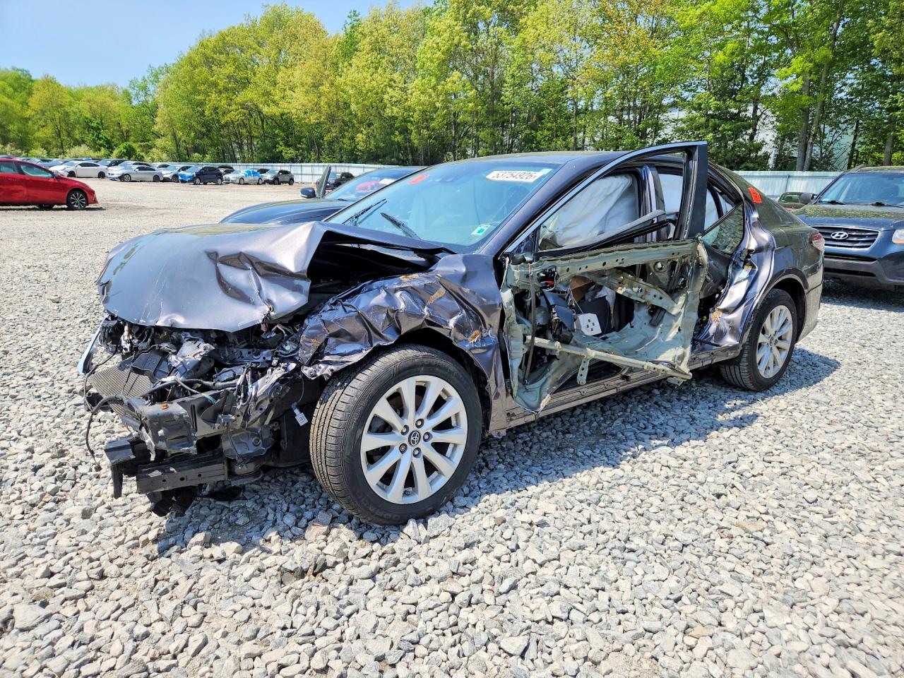 2019 TOYOTA CAMRY LE