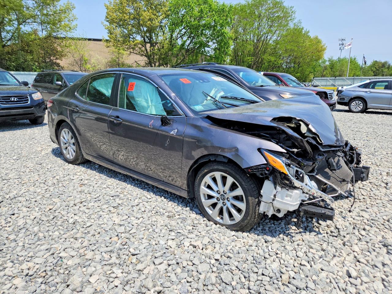 2019 TOYOTA CAMRY LE — снимка 4