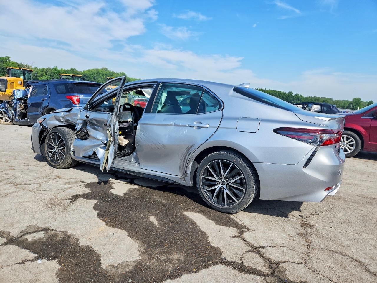 2022 TOYOTA CAMRY — снимка 2