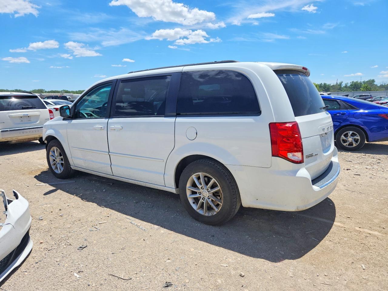 2016 DODGE GRAND CARAVAN SXT — снимка 2