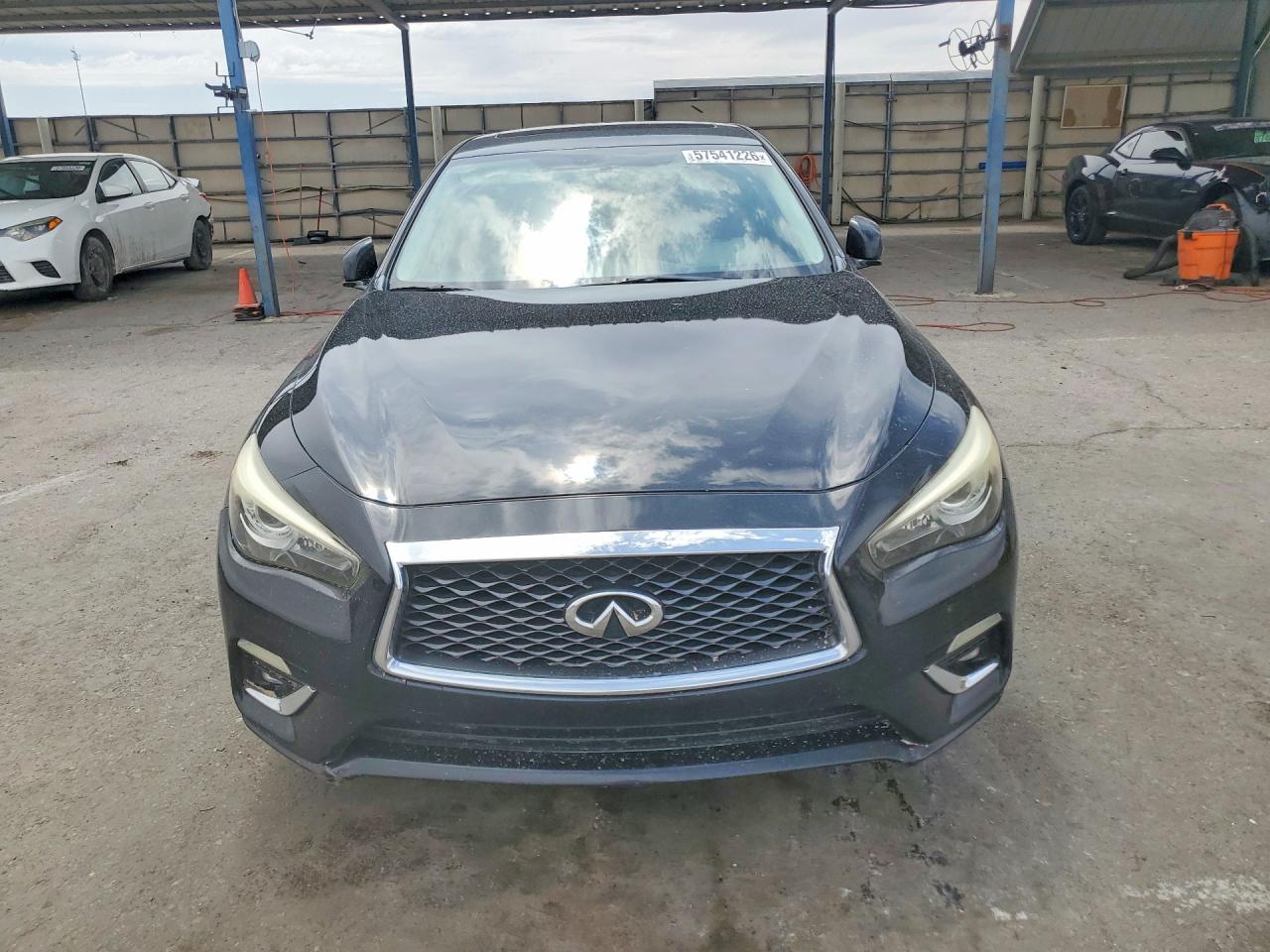 2018 INFINITI Q50 3.0T LUXE — снимка 5