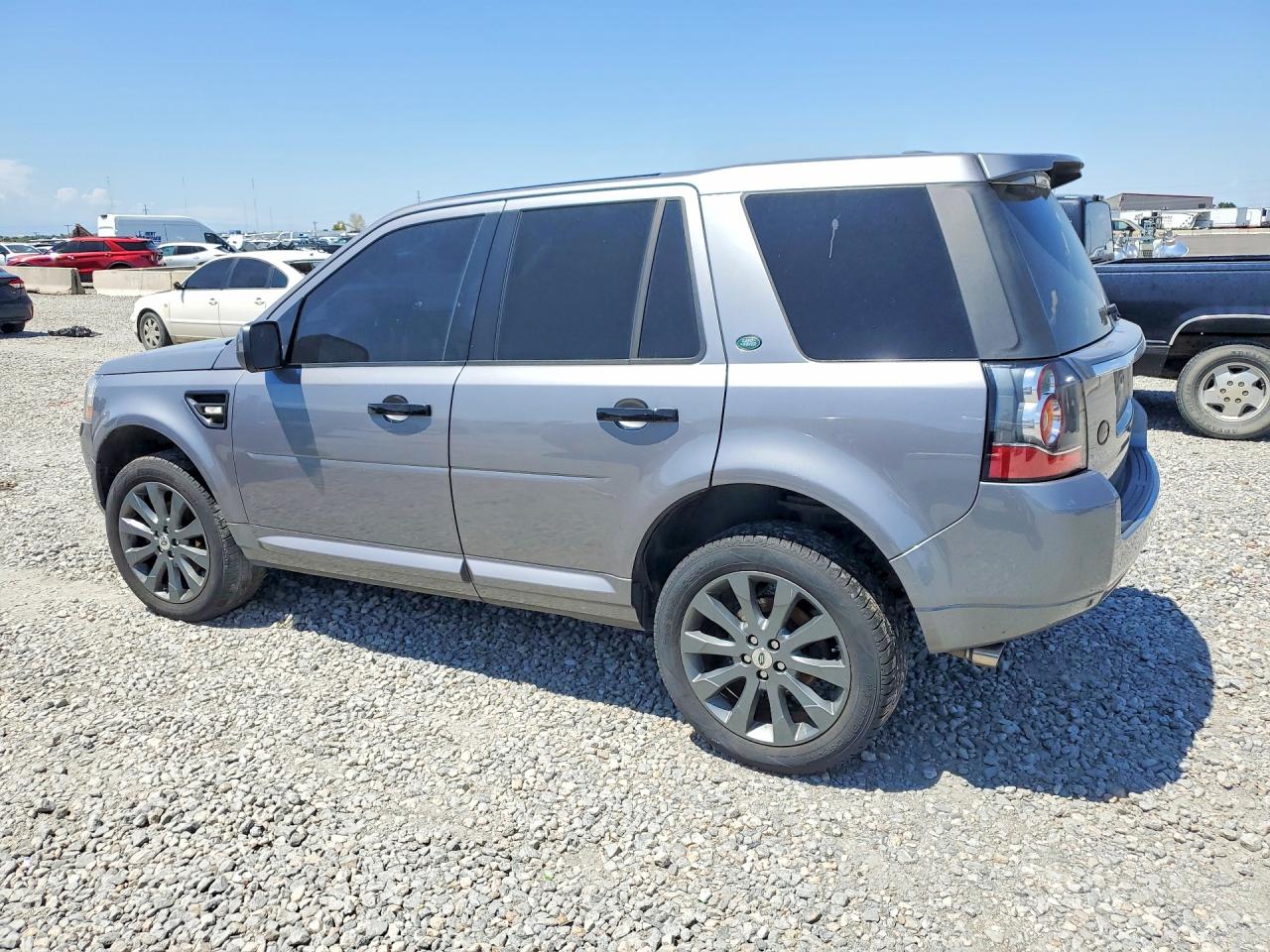 2013 LAND ROVER LR2 HSE — снимка 2