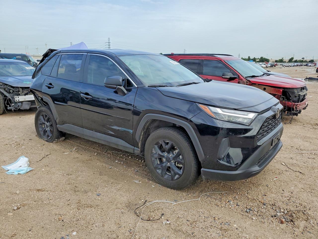 2025 TOYOTA RAV4 LE — снимка 4