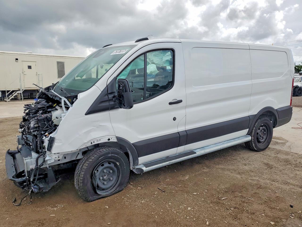 2026 FORD TRANSIT T-250