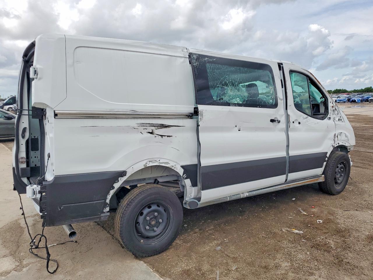 2026 FORD TRANSIT T-250 — снимка 3