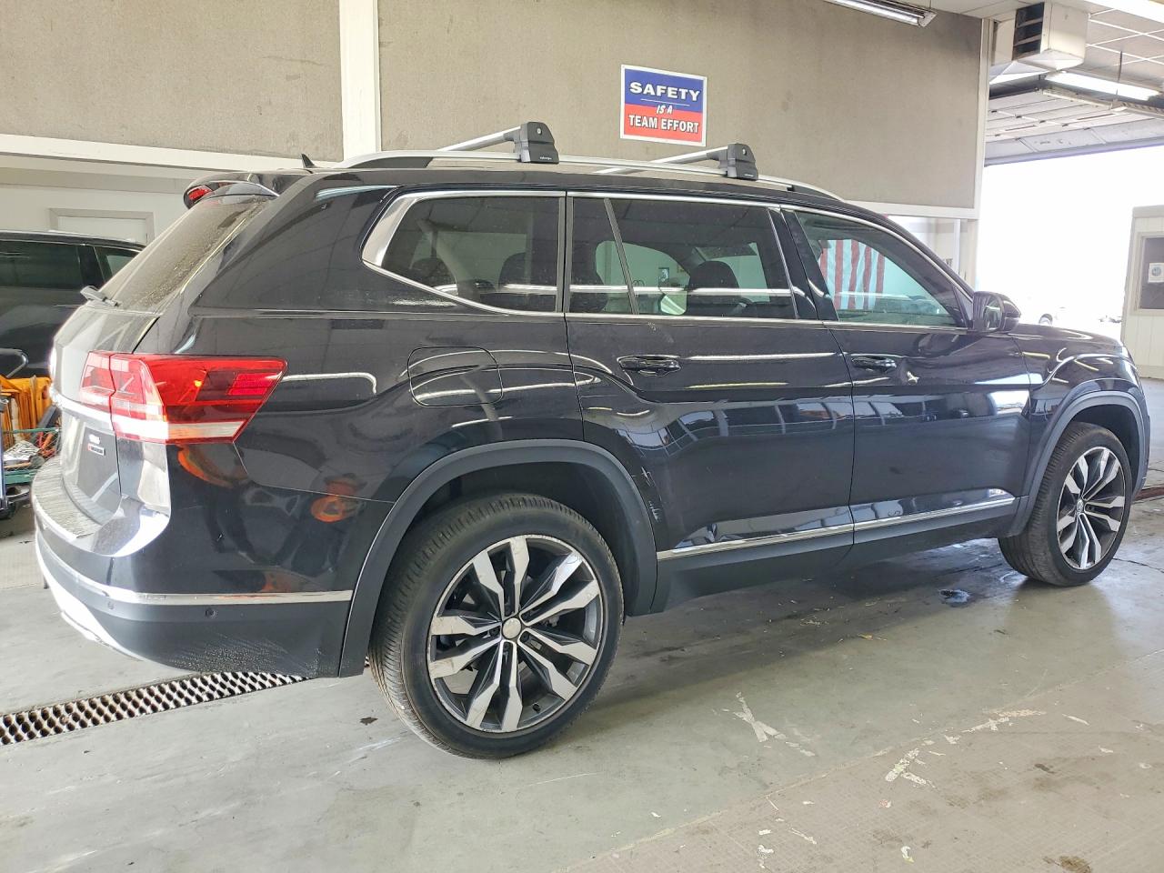 2019 VOLKSWAGEN ATLAS SEL PREMIUM — снимка 3