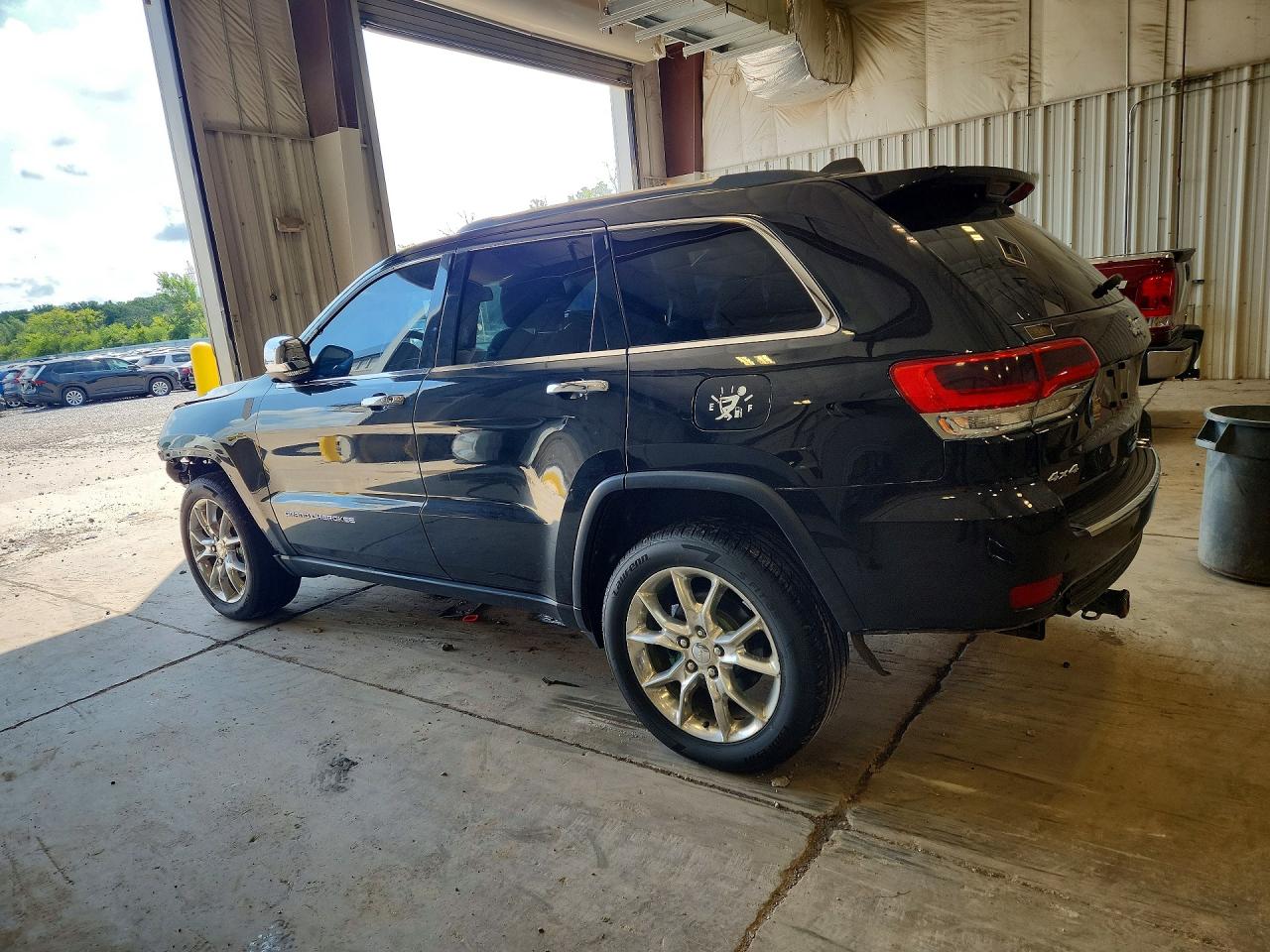 2015 JEEP GRAND CHEROKEE LIMITED — снимка 2