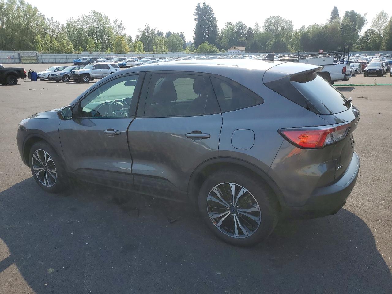 2021 FORD ESCAPE SE — снимка 2