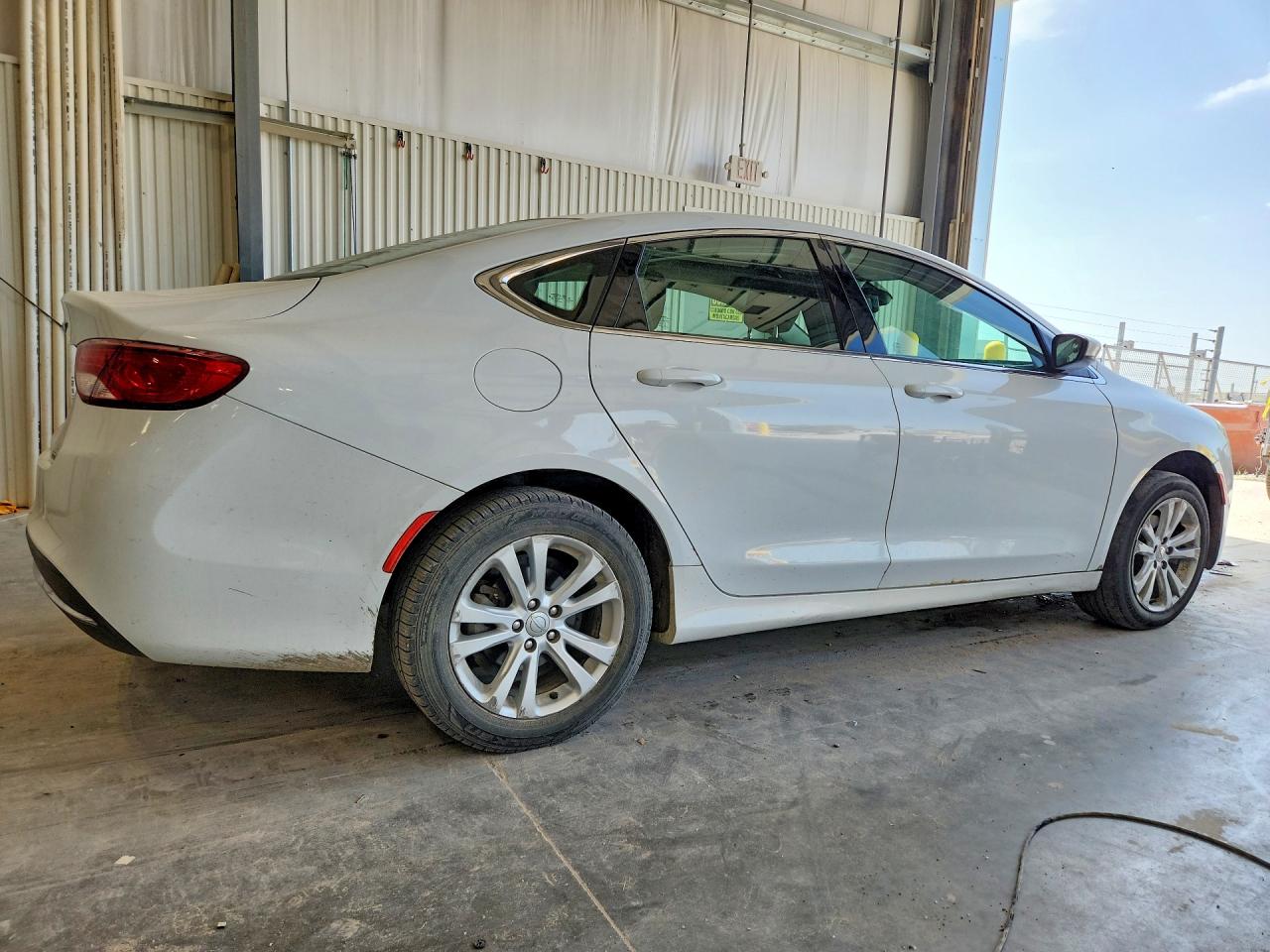 2015 CHRYSLER 200 LIMITED — снимка 3