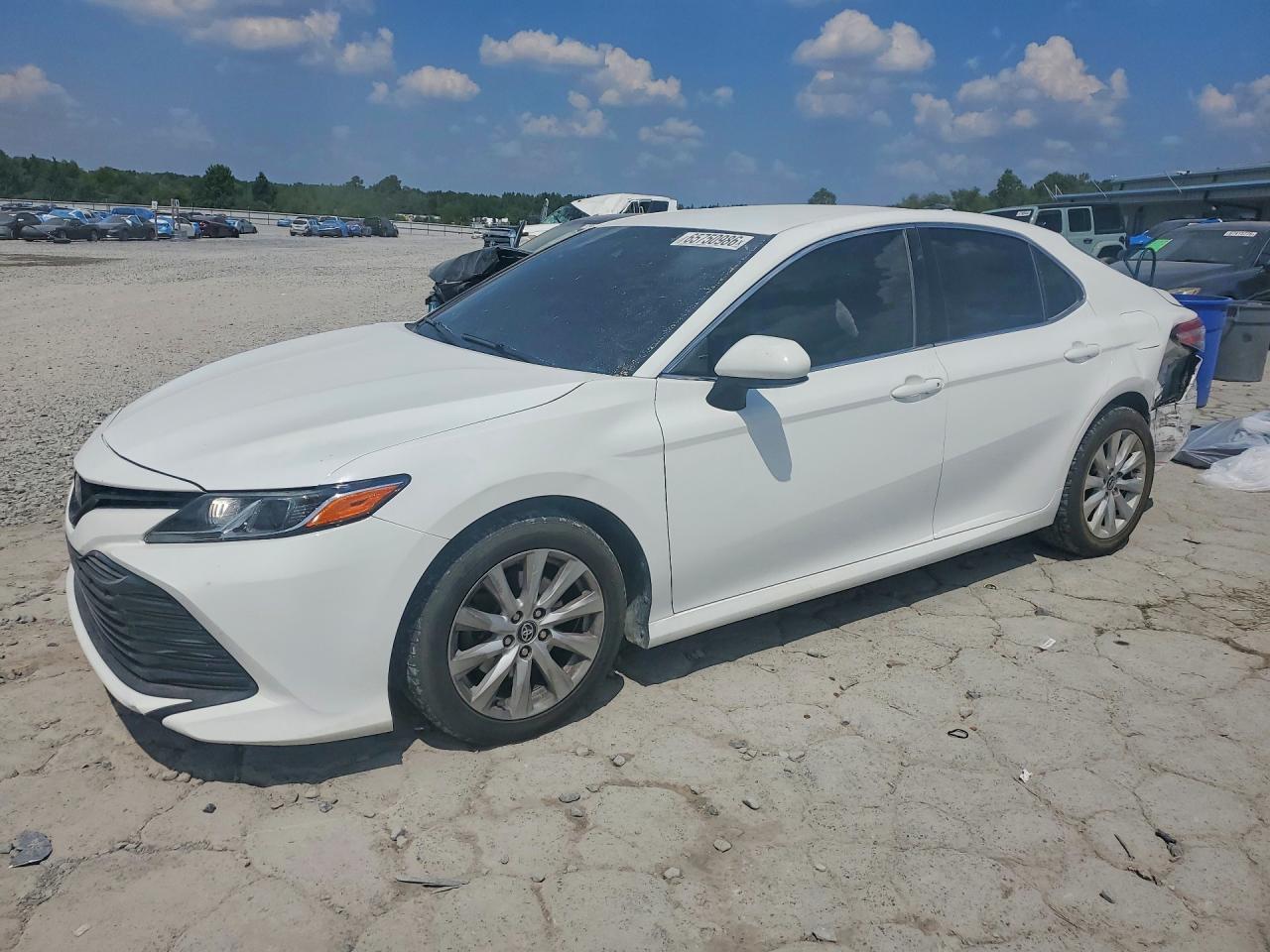 2019 TOYOTA CAMRY LE