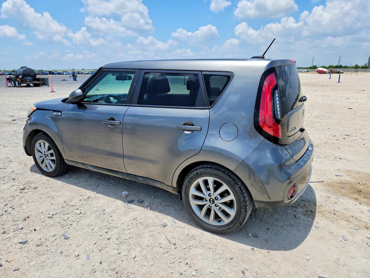 2019 KIA SOUL + — снимка 2