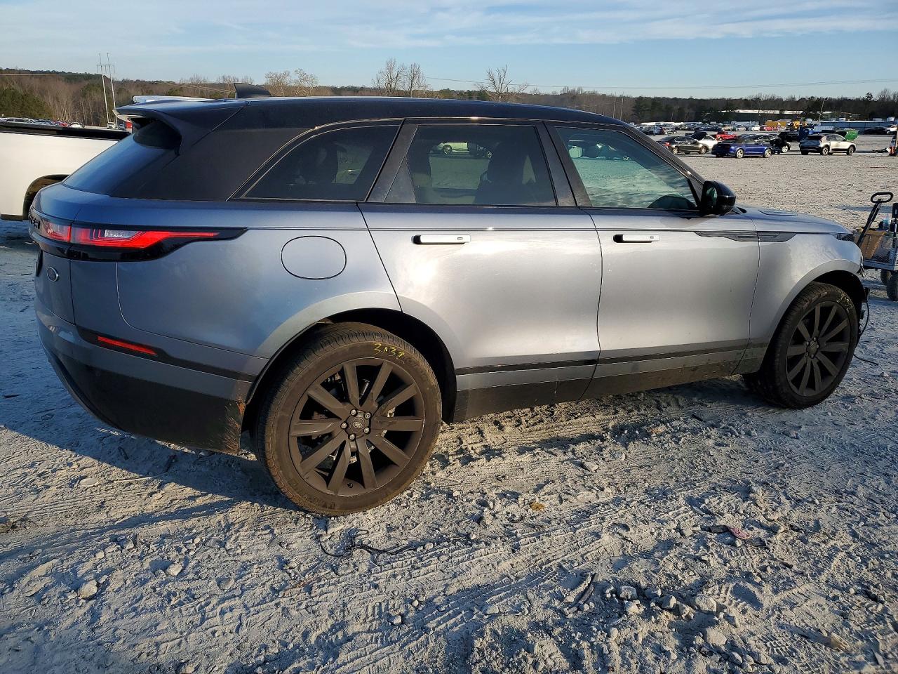2020 LAND ROVER RANGE ROVER VELAR R-DYNAMIC S — снимка 3