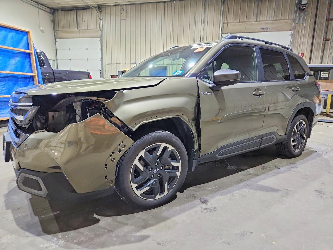 2025 SUBARU FORESTER LIMITED