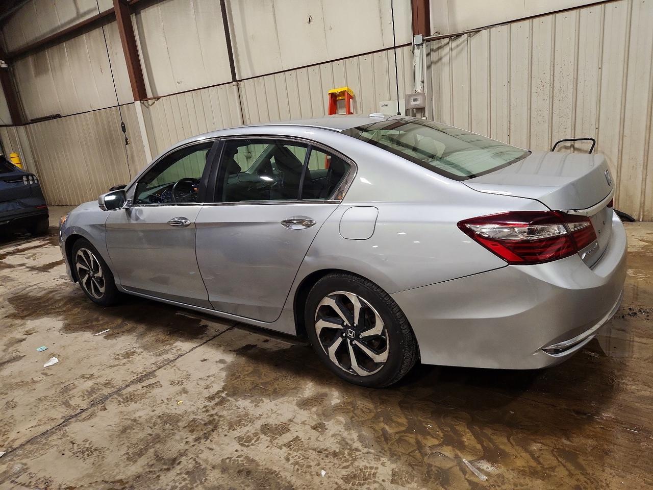 2017 HONDA ACCORD EXL — снимка 2