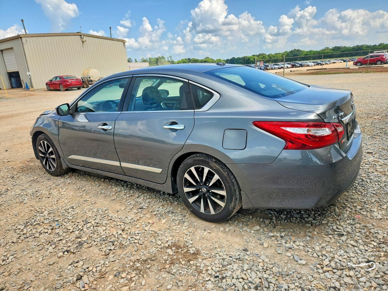 2017 NISSAN ALTIMA 2.5 SL — снимка 2
