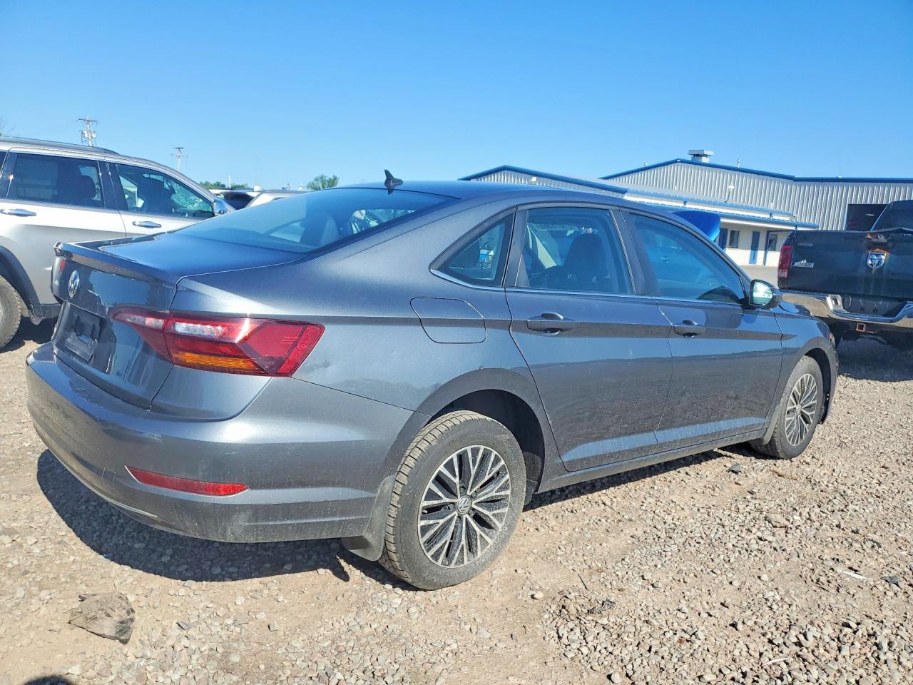 2019 VOLKSWAGEN JETTA S/SE/R-LINE — снимка 3