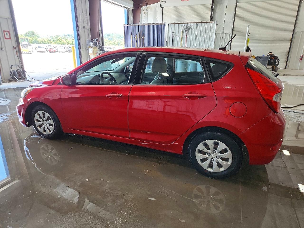 2016 HYUNDAI ACCENT SE — снимка 2