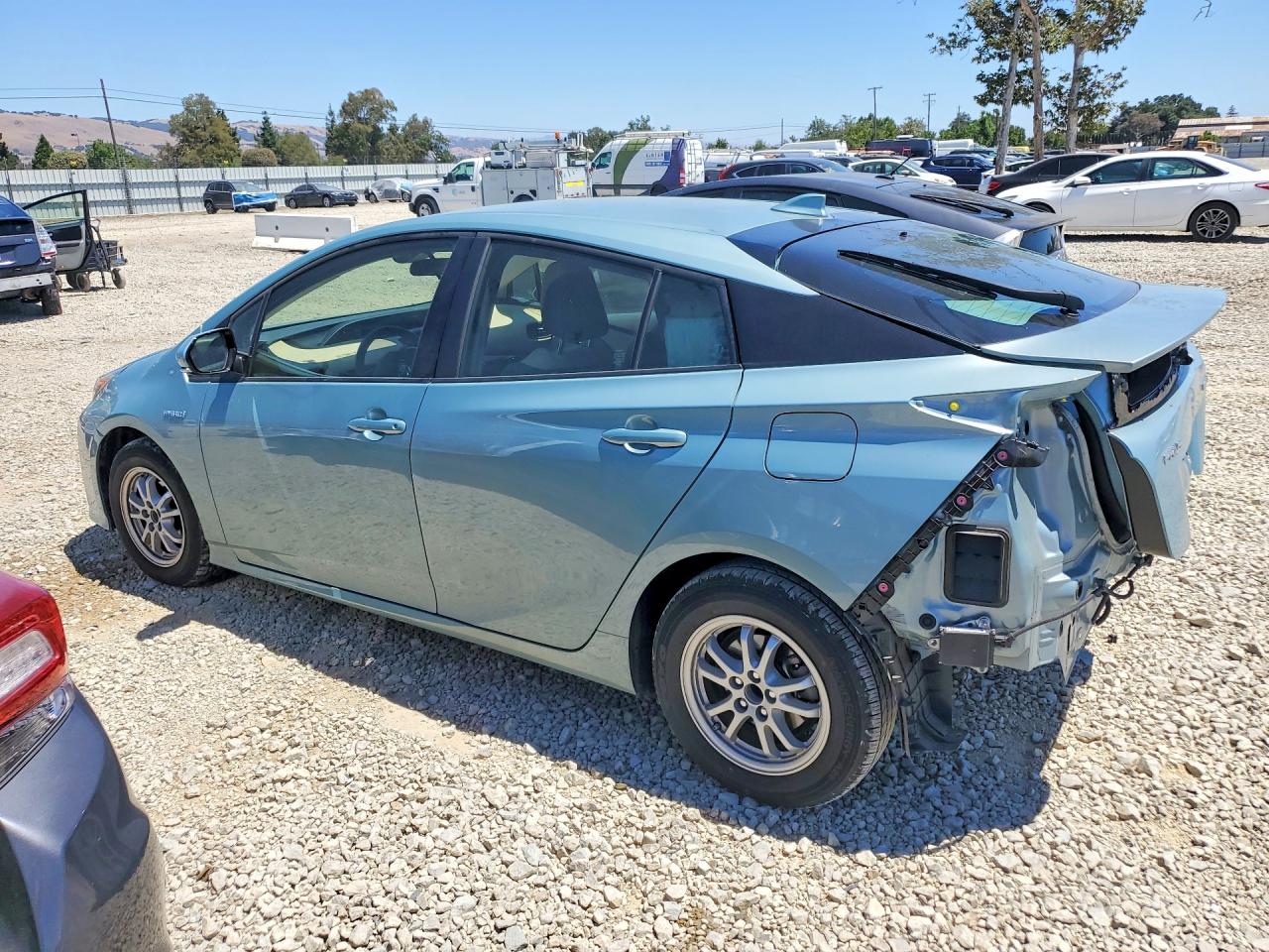 2018 TOYOTA PRIUS TWO — снимка 2