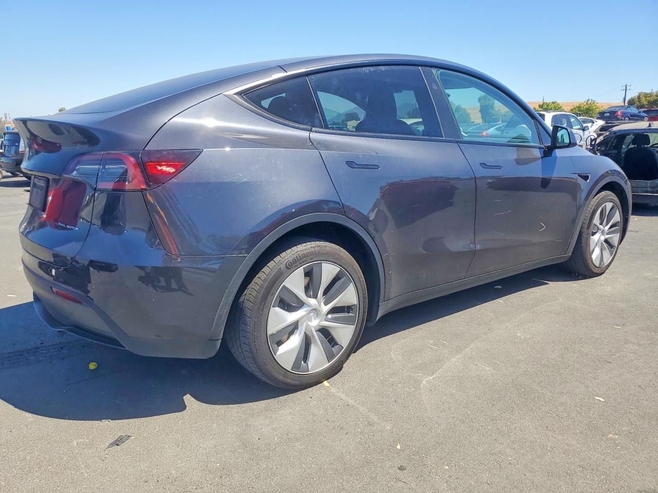 2024 TESLA MODEL Y — снимка 3