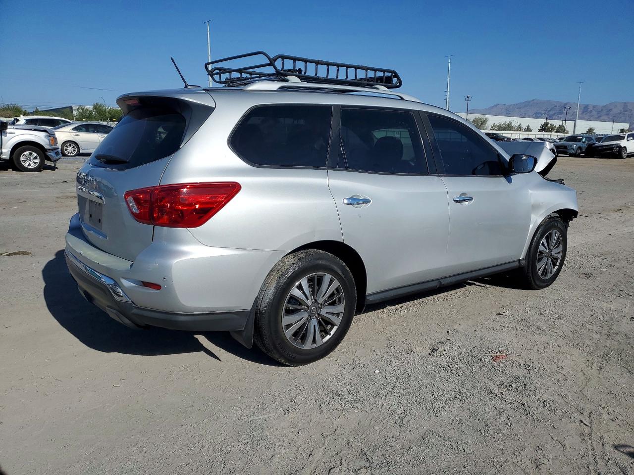 2017 NISSAN PATHFINDER S — снимка 3