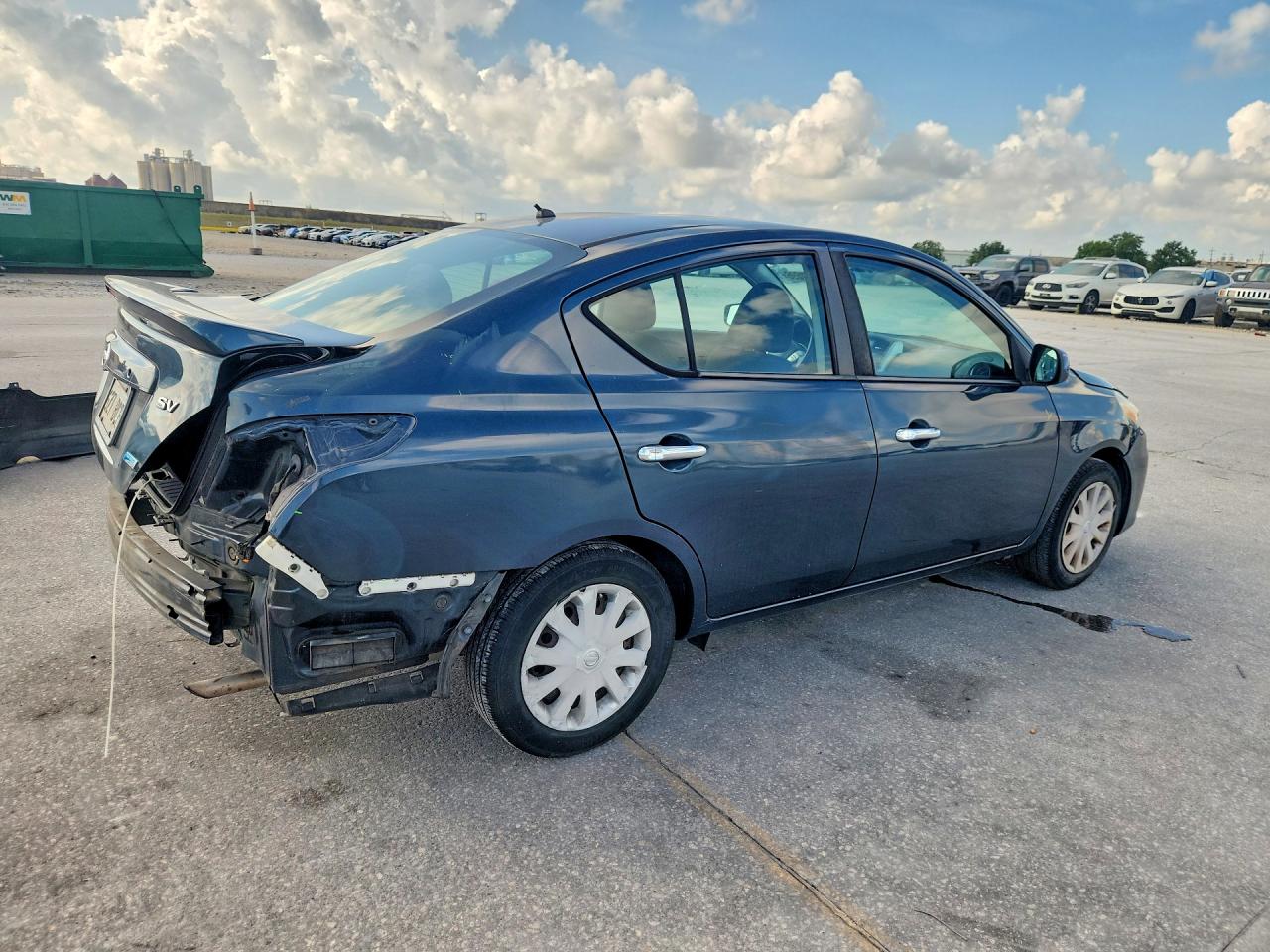 2016 NISSAN VERSA 1.6 SV — снимка 3