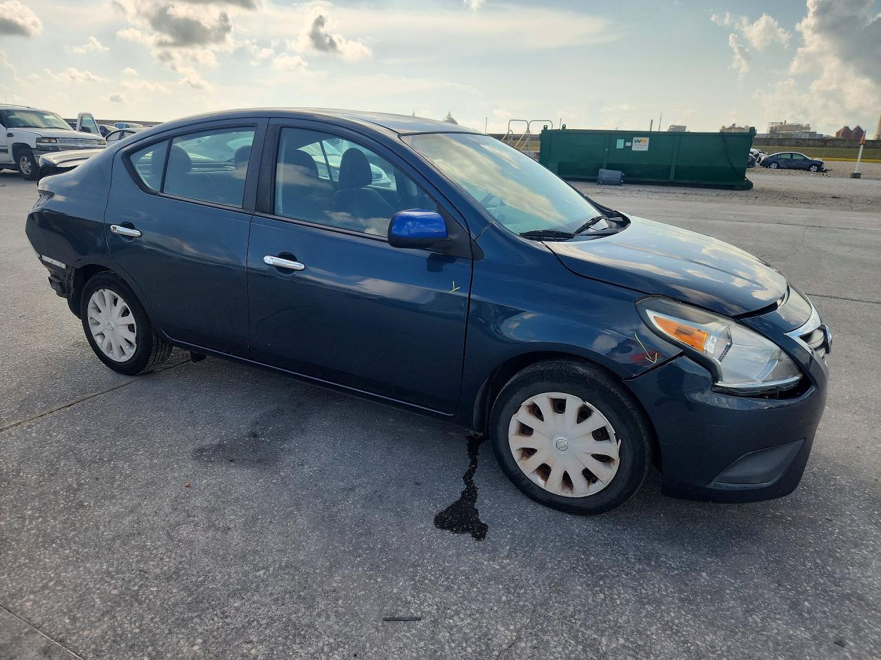 2016 NISSAN VERSA 1.6 SV — снимка 4