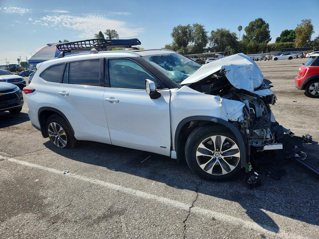 2022 TOYOTA HIGHLANDER HYBRID XLE — снимка 4