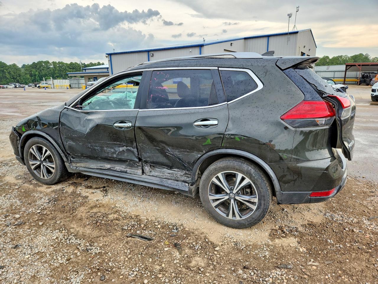 2017 NISSAN ROGUE SL — снимка 2