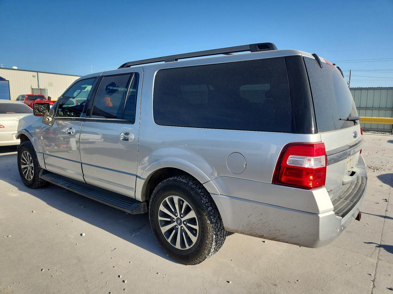 2017 FORD EXPEDITION EL XLT — снимка 2