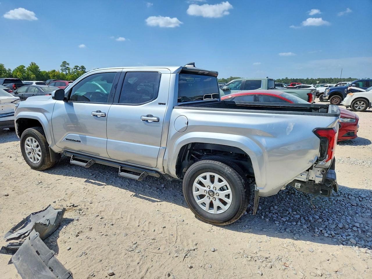 2024 TOYOTA TACOMA SR5 — снимка 2