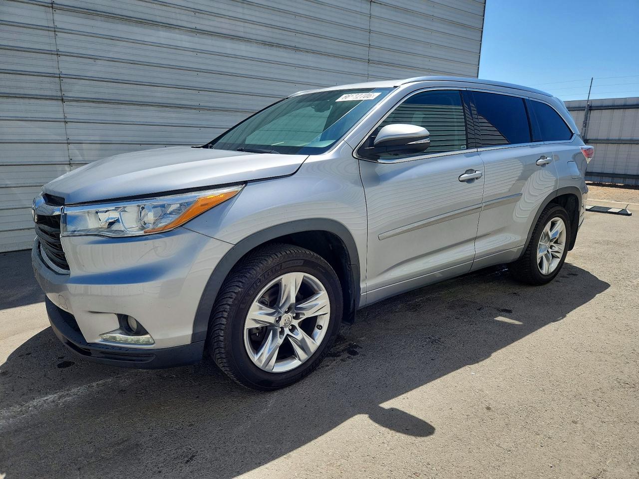 2015 TOYOTA HIGHLANDER LIMITED