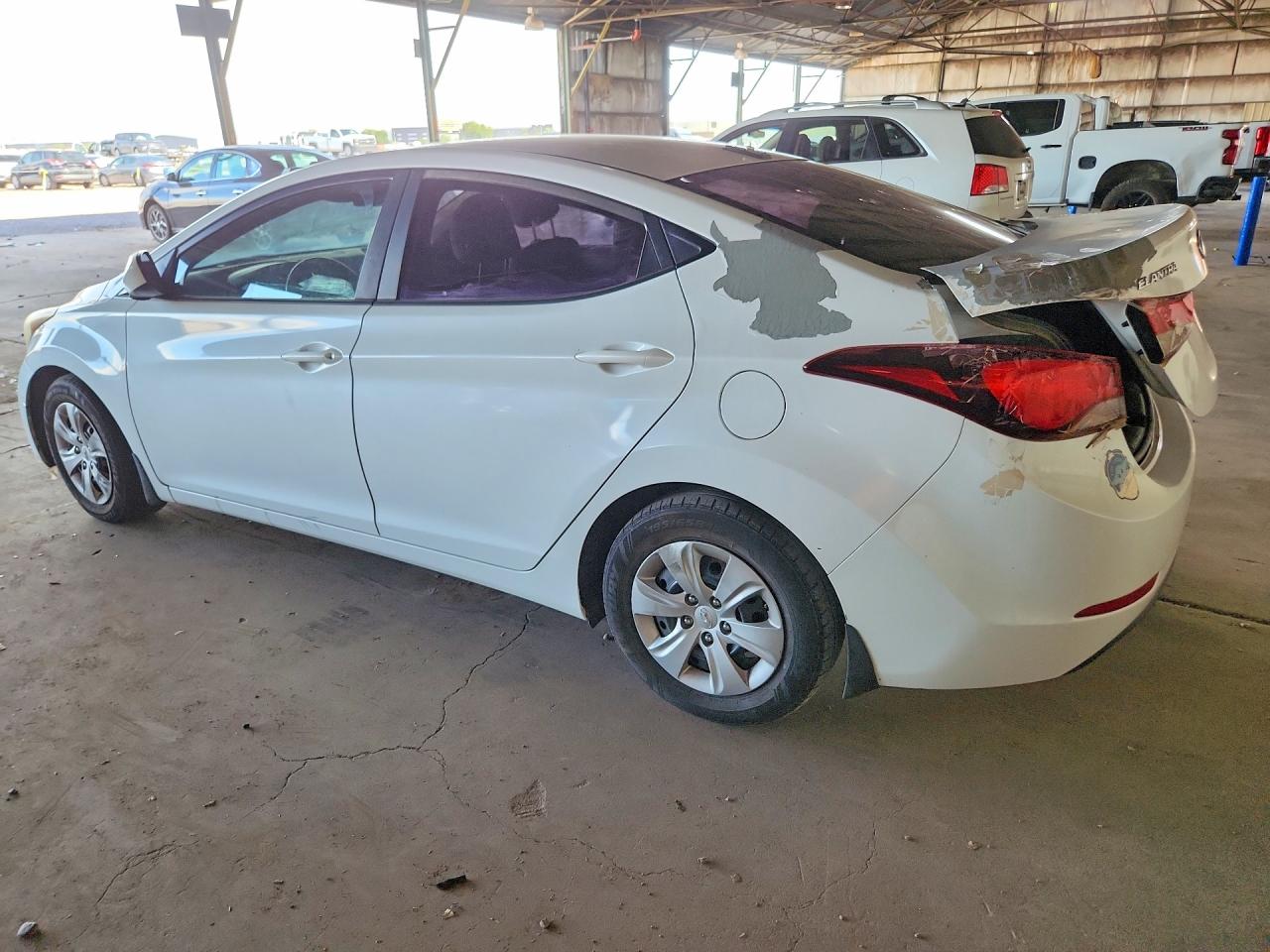 2016 HYUNDAI ELANTRA SE — снимка 2