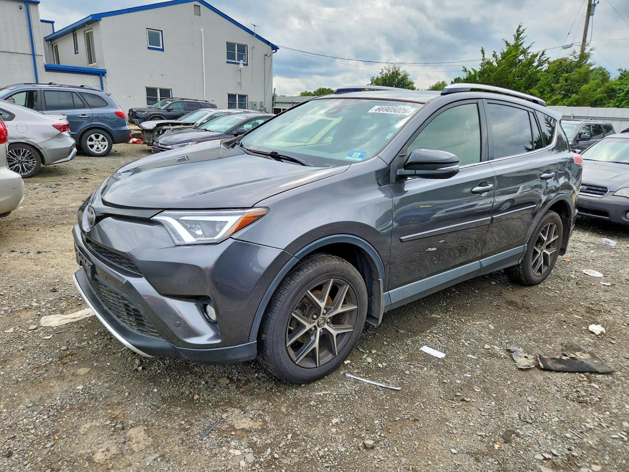 2016 TOYOTA RAV4 SE